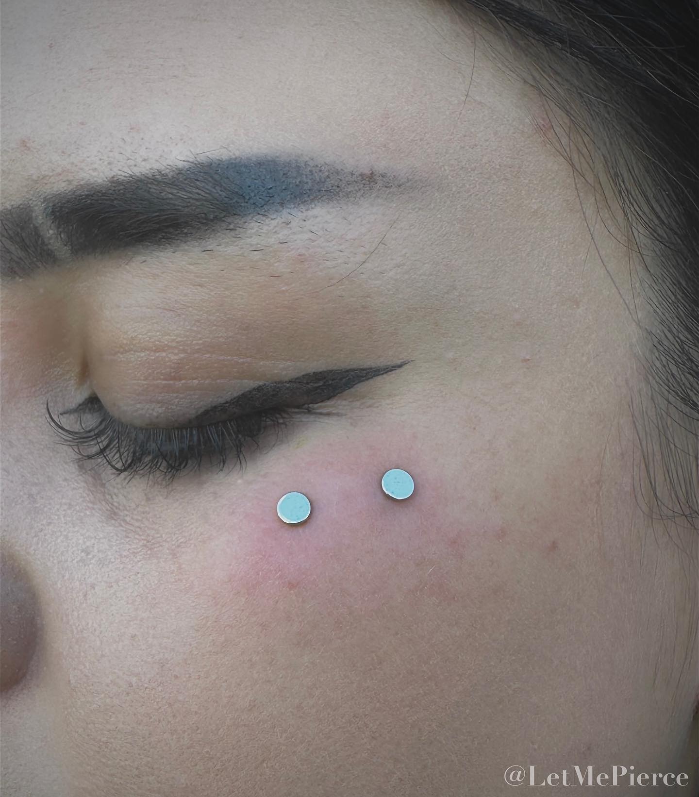 Anti Eyebrow Piercing: Placement, Price, Pain, Healing, Jewelry
